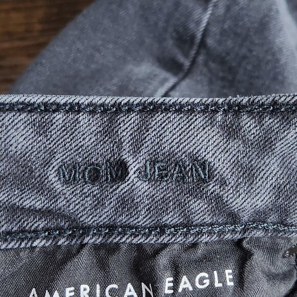 American Eagle Jeans Womens 6 Washed Black Mom Jean Stretch High Rise Denim - Picture 10 of 12